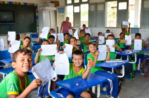 Alunos de escola de Boa Vista são selecionados para participar da campanha “Papai Noel dos Correios”