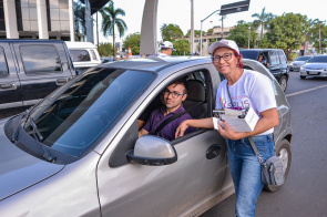 Profissionais da saúde fazem ação de conscientização e combate à sífilis