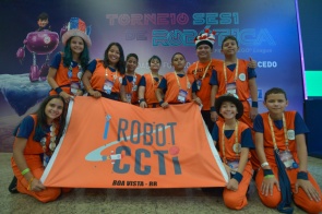 Equipe de Robótica da Prefeitura de Boa Vista participa de torneio no Rio de Janeiro e está entre as 40 melhores do país   