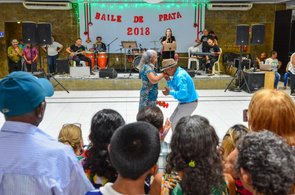 Baile de Prata - Alegria, diversão e boa música encerram atividades do ano do projeto Cabelos de Prata