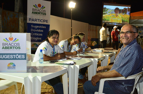 Braços Abertos: Prefeita Teresa Surita se reúne com moradores do bairro mais populoso da capital