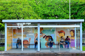 Modernos e educativos, abrigos de ônibus de Boa Vista ganham novo visual