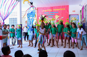 Escolas municipais comemoram encerramento do ano letivo com eventos diversificados