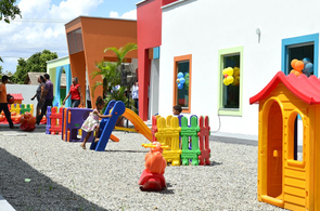 Casas Mãe: investimento na primeira infância e segurança para os pais que precisam trabalhar