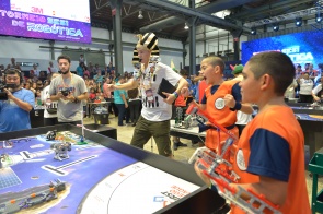 Robótica  - Equipe de Boa Vista se destaca no primeiro dia de disputa da etapa nacional do Torneio First Lego League no Rio de Janeiro