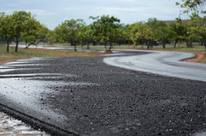 Prefeitura conclui obra de asfaltamento no novo kartódromo