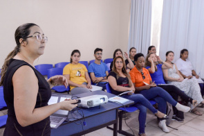 Prefeitura promove capacitação a enfermeiros e estudantes que atuam em abrigos de imigrantes