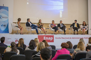 Programa Família que Acolhe é escolhido como referência em política pública para o país