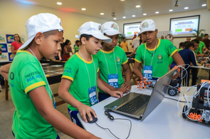 Tecnologia - Prefeitura atendeu 25 mil alunos com o Programa Robótica Educacional em Boa Vista
