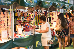 Feirinha reúne artesanato, gastronomia e artes para a criançada no Shopping Garden