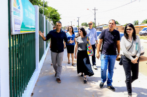 Especialistas da Vila Sésamo conhecem política de primeira infância em Boa Vista