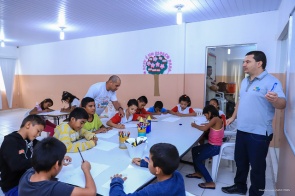 Cultura Urbana - Crianças do Projeto Conviver aprendem um pouco sobre a arte do Grafite