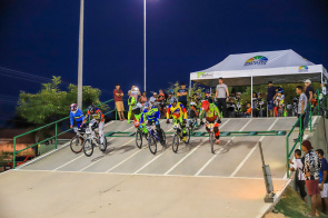Bicicross - Final do Campeonato de BMX reúne competidores de Roraima e do Amazonas no Complexo Ayrton Senna