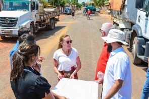 Prefeita Teresa Surita fiscaliza obras em execução em Boa Vista