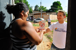 Zika Virus: Moradores do Jardim Olímpico recebem orientação de equipes da prefeitura  