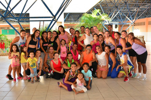 Zumba no Cauamé anima a comunidade levando lazer e saúde