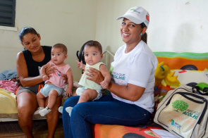 Convite -  Primeira Infância: Prefeita Teresa Surita entrega veículos para o Programa de Visitação Domiciliar