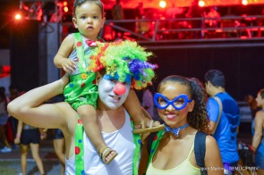 Carnaval 2019 - Gente de todas as idades e estilos abrilhanta penúltimo dia do corredor da folia
