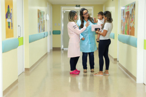 Justiça obriga Governo Federal a devolver 22 profissionais do Mais Médicos para Boa Vista