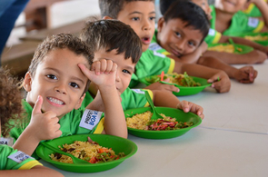 Comer bem para aprender mais