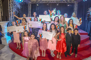 Escolas e servidores municipais são premiados pelo modelo de gestão implementado nas unidades de ensino