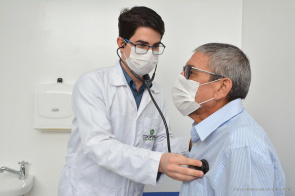 Seletivo simplificado - Prefeitura lança edital para contratação temporária de mais de 300 profissionais de saúde