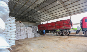 Agricultura -  Prefeitura recebe mais de 350 toneladas de insumos para o plantio 2020