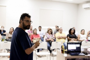 Dia Mundial do Rim - Profissionais de saúde da prefeitura participam de capacitação sobre cuidados com os rins 