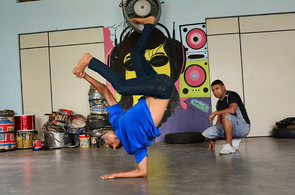 Hip Hop conquista jovens do Projeto Crescer