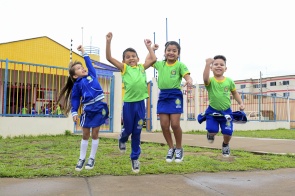 Convite - Nova escola será inaugurada nesta sexta-feira no bairro Aeroporto
