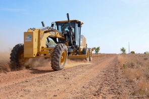 Patrulha Mecanizada - Prefeitura recupera vicinais do Assentamento Nova Amazônia   
