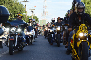 Dia do Motociclista é comemorado com passeio pela cidade
