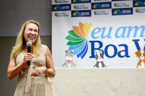Prefeita Teresa Surita lança programa inovador de identificação e controle de natalidade de cães e gatos