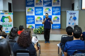 Abril Verde -  Servidores recebem orientações sobre cuidados com a saúde no ambiente de trabalho