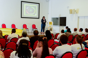 Setembro Amarelo - Fórum reúne profissionais para debater ações de prevenção ao suicídio