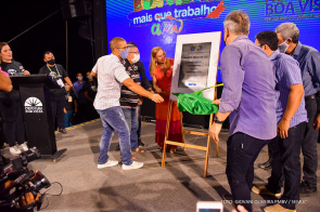 Prefeita Teresa inaugura Parque do Rio Branco, maior obra turística de Roraima