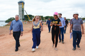 Parque do Rio Branco - Prefeita Teresa Surita acompanha o avanço da obra e a construção do maior mirante da região Norte