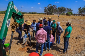 Prefeitura e alunos da UFRR firmam parceria para fortalecer pesquisa e desenvolver agronegócio em Boa Vista