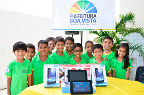 Tecnologia a favor do ensino: Tablets integram material escolar de estudantes da rede municipal