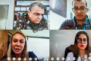 Prefeita se reúne com Exército e instituições públicas e pede união de todos para superar a pandemia