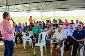 Agricultura - Encontro técnico aborda fertilidade de solo e aplicação de agricultura de precisão