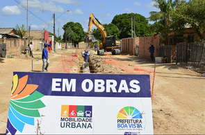  Obras de pavimentação estão em andamento em sete bairros da zona Oeste