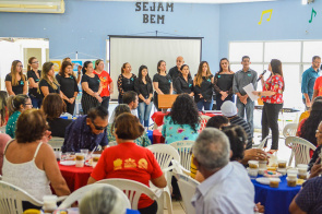 Pressem com Prosa - Encontro proporciona manhã especial para os aposentados de Boa Vista