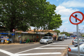 Comunicado - Motoristas devem ficar atentos a mudanças em ruas próximas à Feira do Produtor