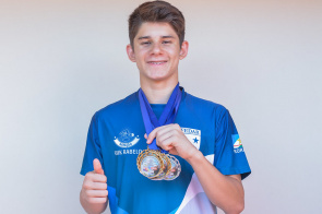 Natação - Recordista roraimense de medalhas é apoiado pelo Bolsa Atleta da Prefeitura de Boa Vista