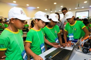 Convite - Alunos vencedores do torneio de Robótica serão homenageados neste sábado