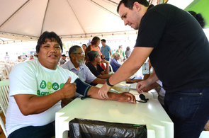 Saúde - Agricultores do P.A Nova Amazônia recebem serviços de saúde durante AgroFestBV