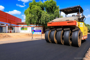 Terceiro trecho de obras na avenida Carlos Pereira de Melo recebe pavimentação