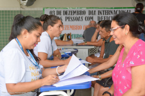 Prefeitura realiza sonho antigo de moradores e formaliza processo de regularização fundiária do bairro Cambará 