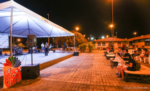 Em clima de folia Igarapé Musical anima público na Praça do Mirandinha